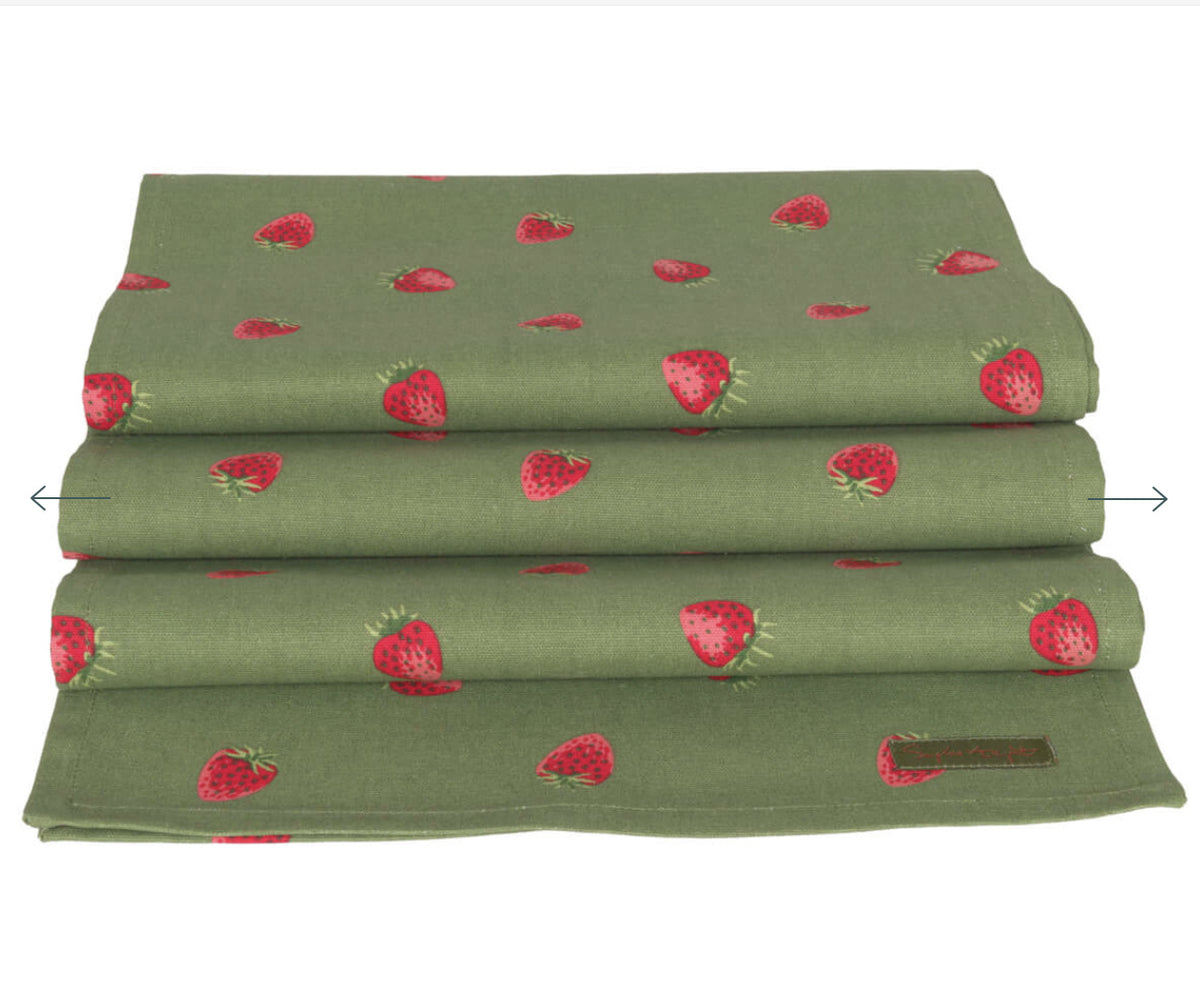 Table Runner - Strawberries