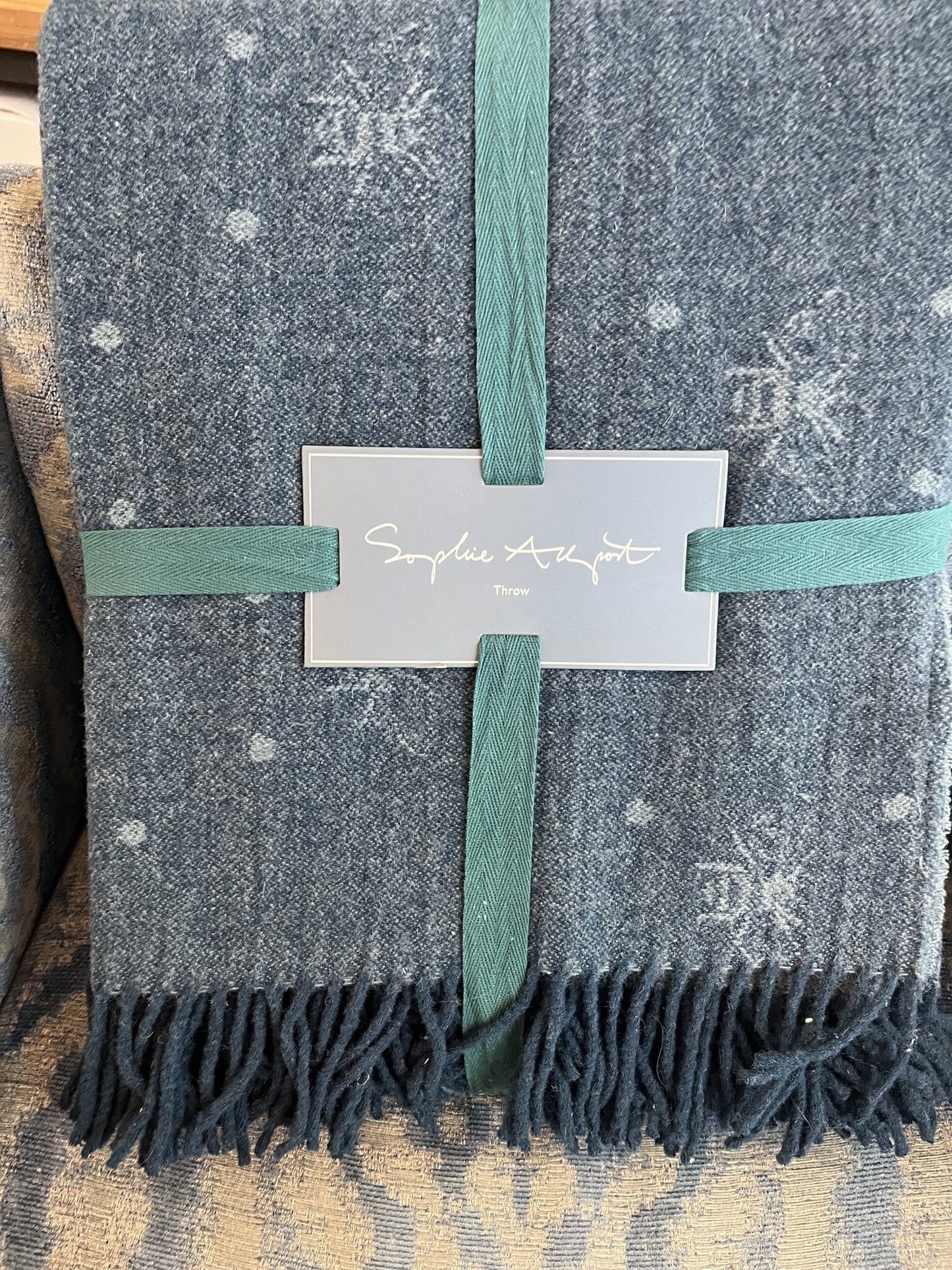 Knitted Throw - Alpaca - Bee