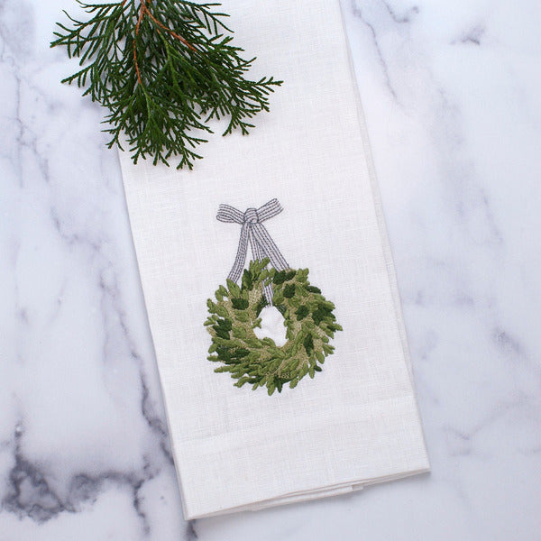 Boxwood Wreath Linen Towel- White (Green Multi)