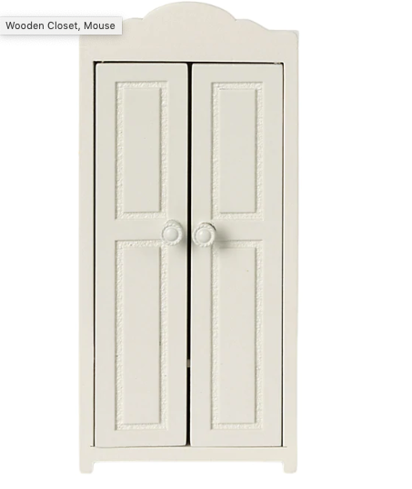 Wooden closet, Mouse